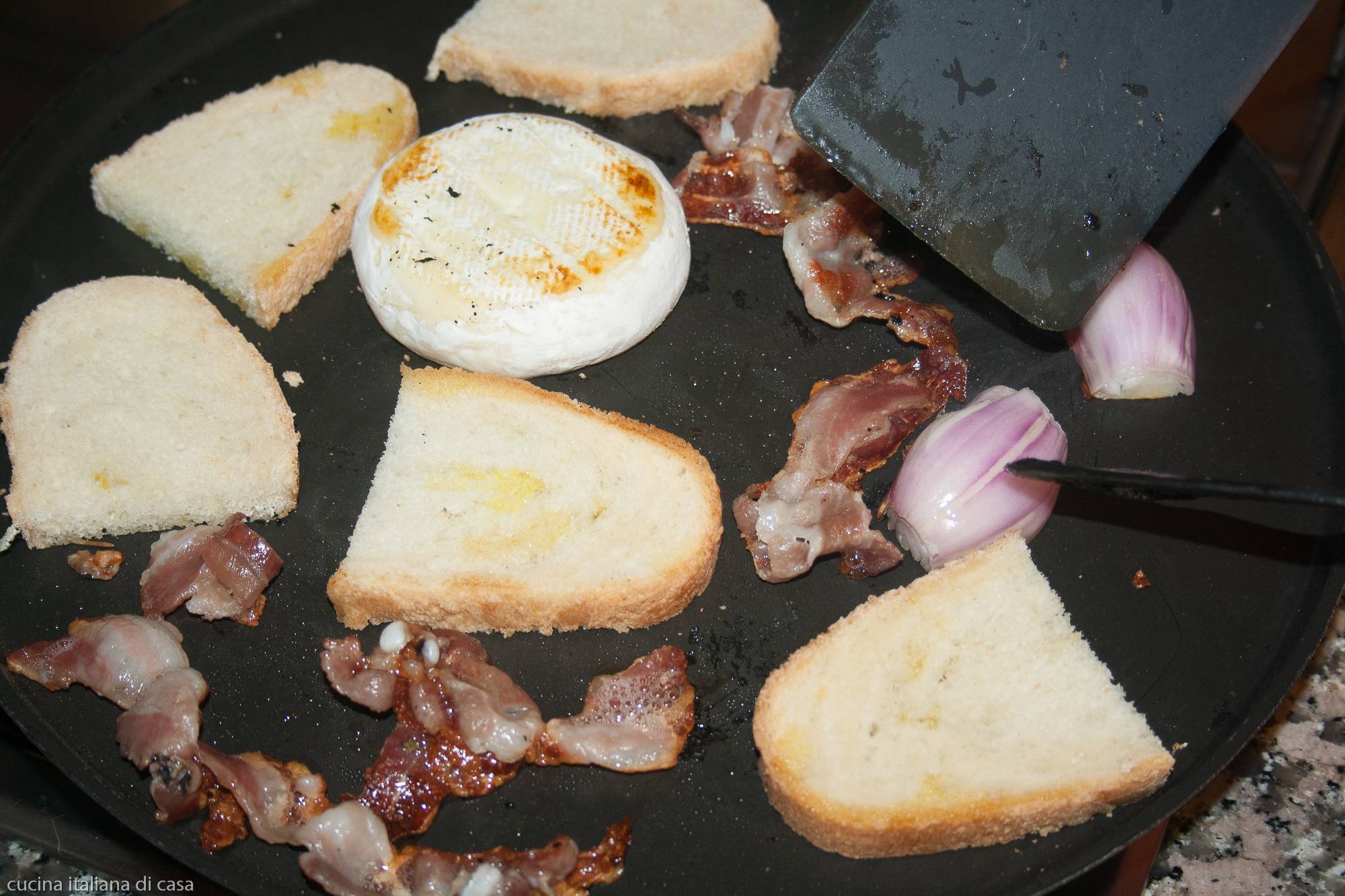 unire pane a piastra