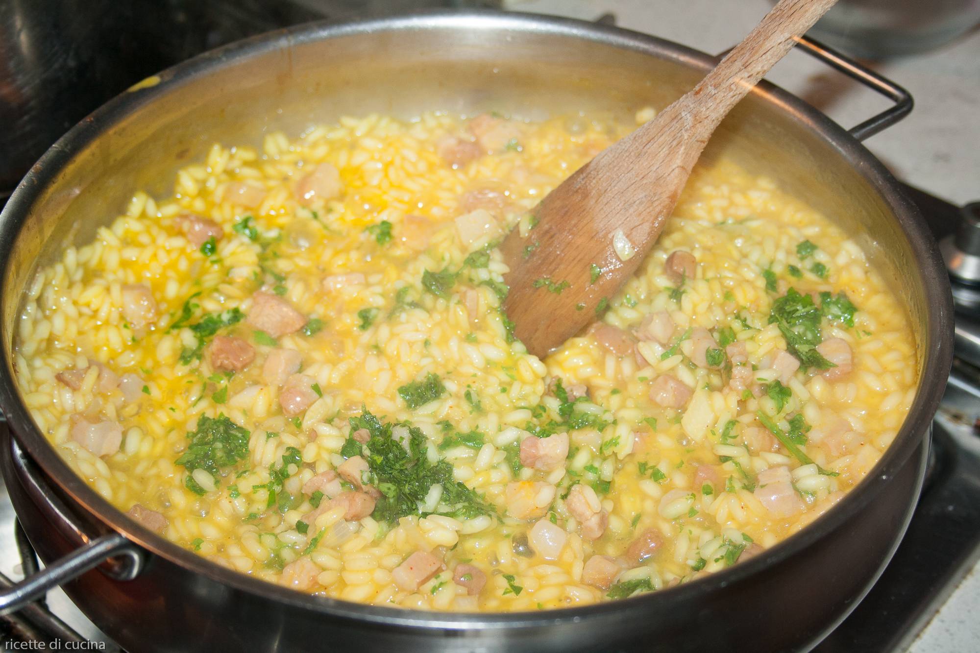 mantecare risotto 