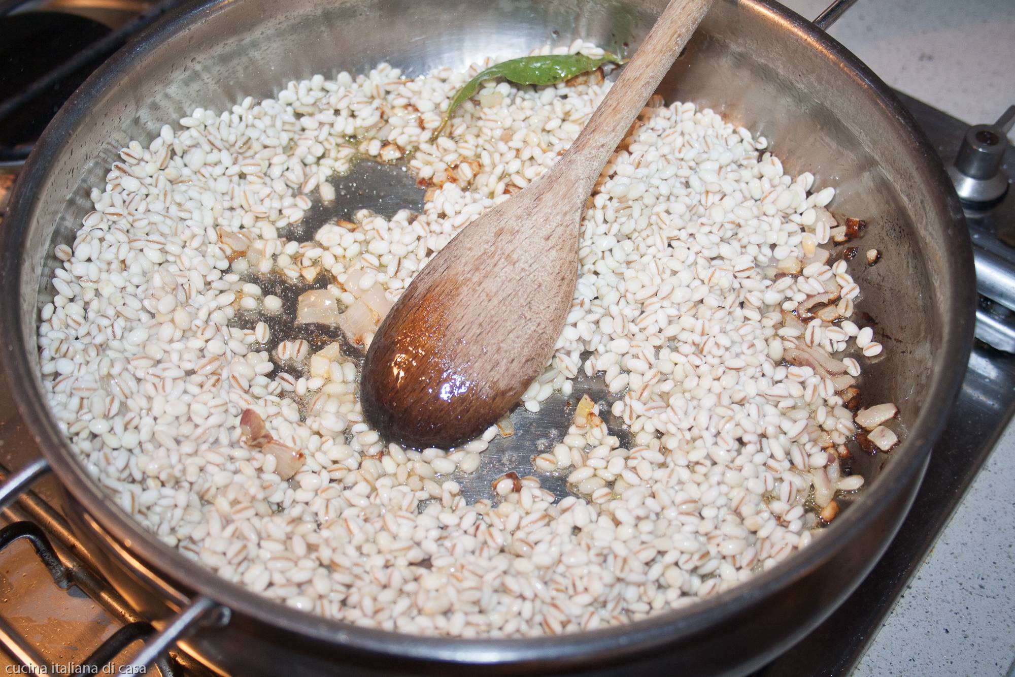 orzo in tegame