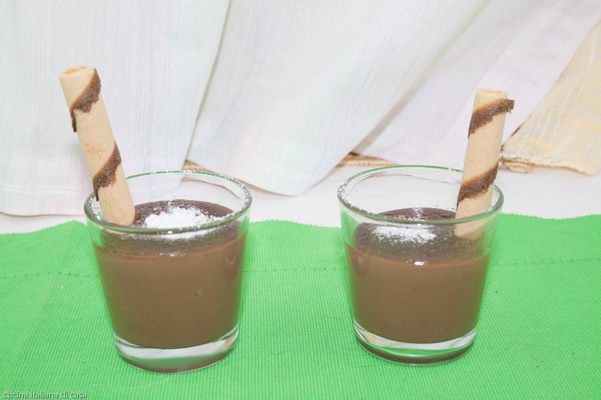crema castagne cioccolato in bicchierini