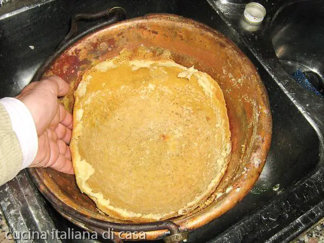 paiolo con crosta polenta