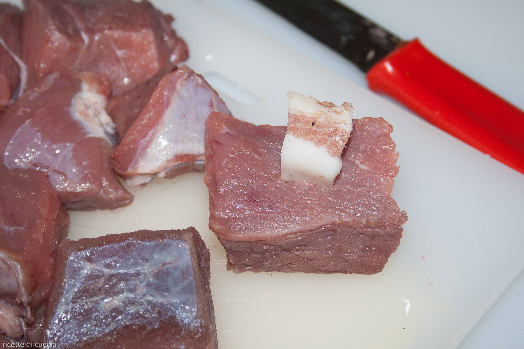 lardo in cubetto carne manzo