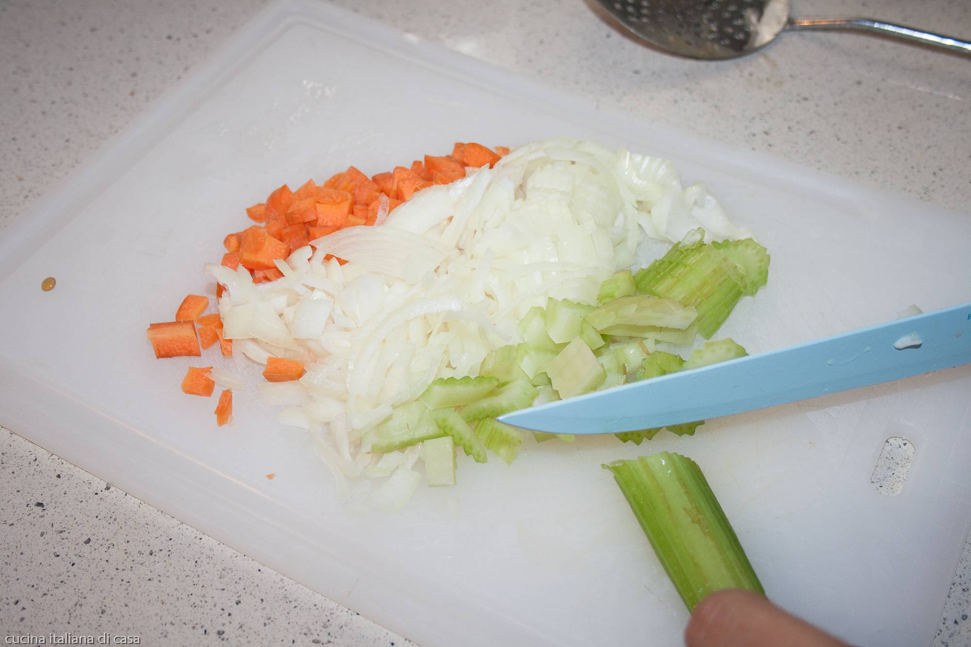 tagliare verdure