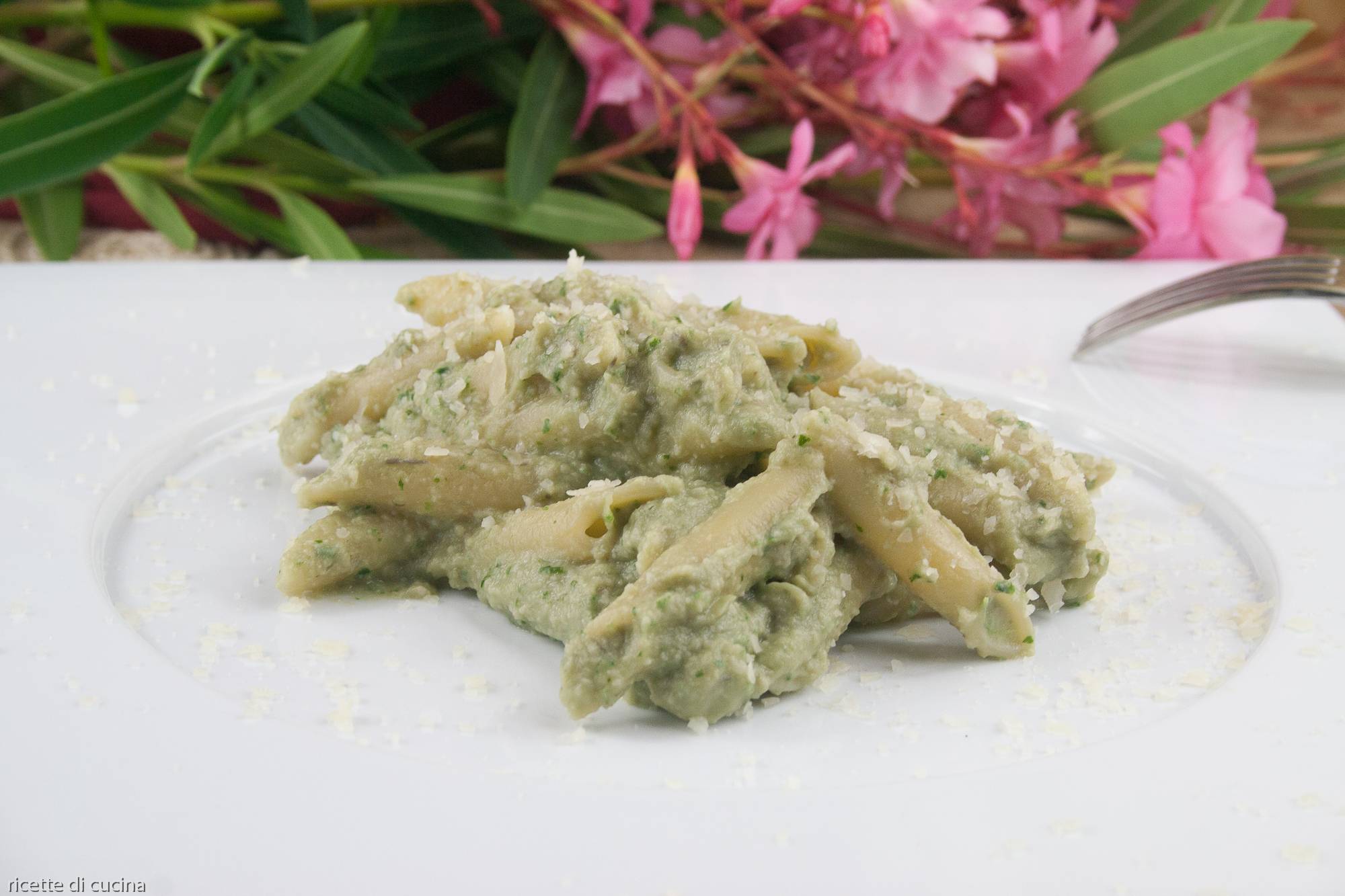 pasta con pesto di melanzane