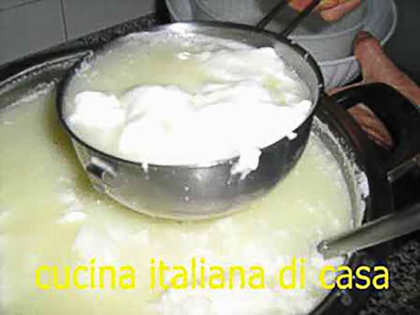 filtrare crema squacquerone