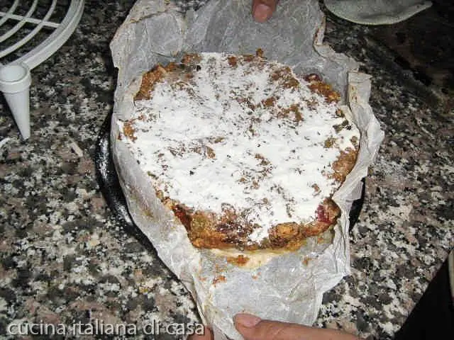 panforte Margherita di Siena a raffreddare