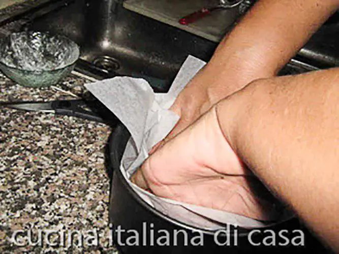 foderare stampo panettone milanese