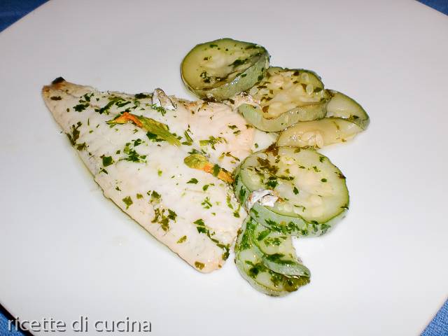 ricetta filetti orata zucchine