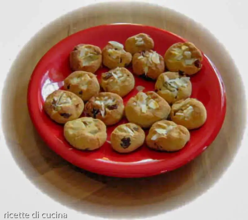 ricetta biscotti farina mandorle