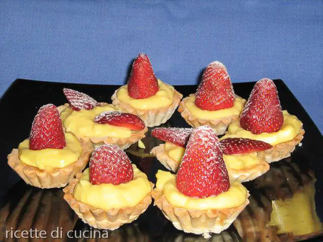 ricetta pasticcini fragole