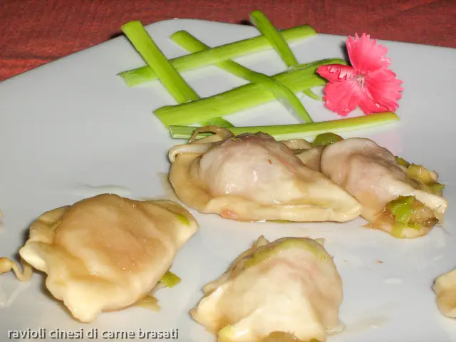 ricetta ravioli cinesi brasati