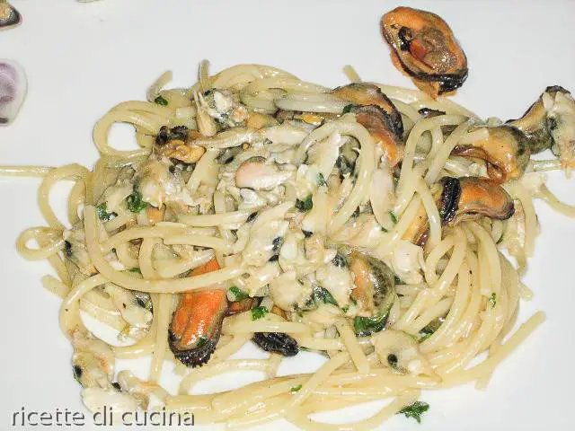 ricetta spaghetti telline cozze