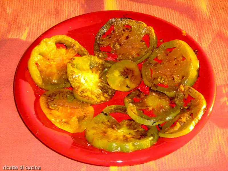 ricetta pomodori fritti senza uova