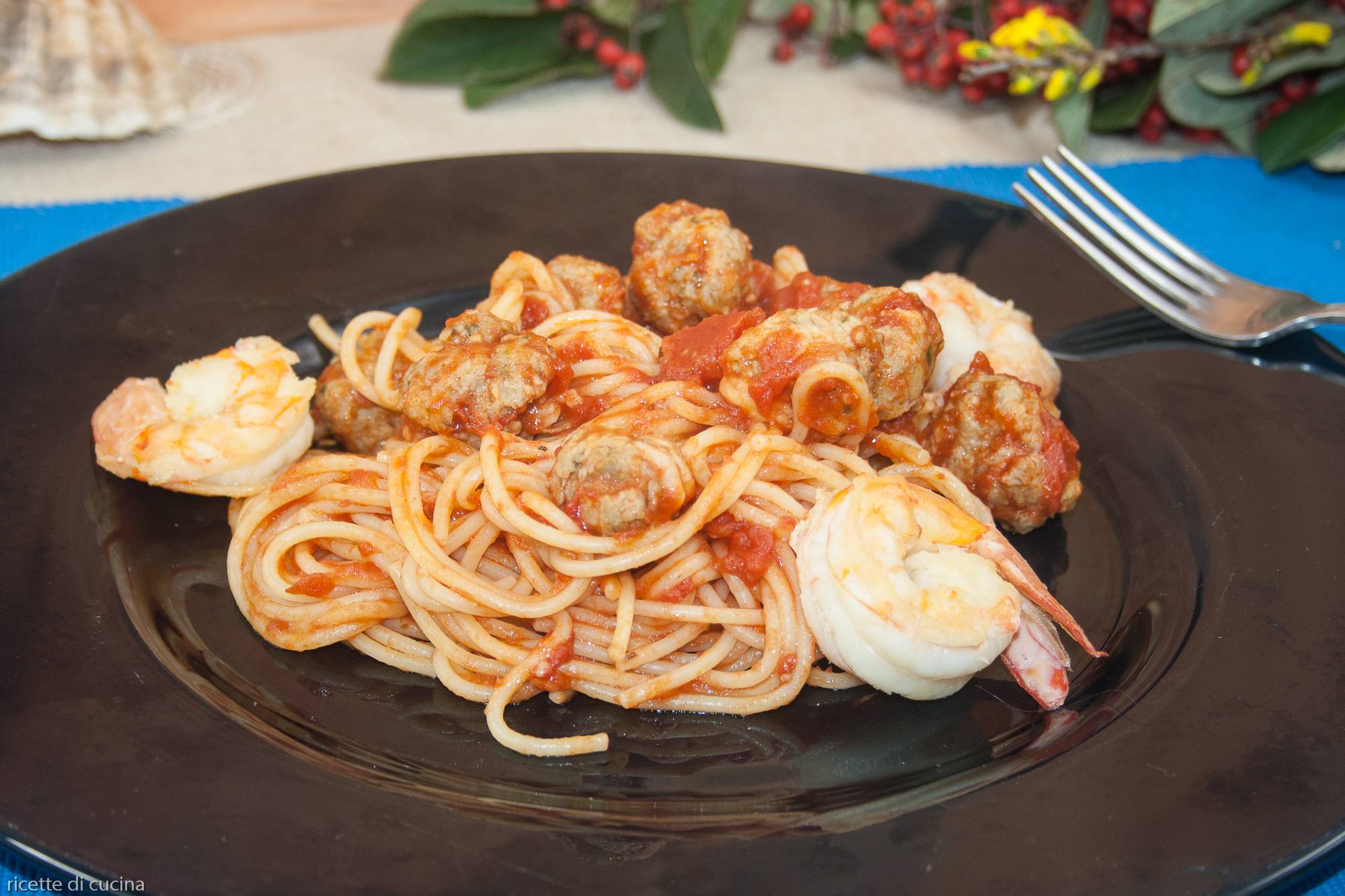 ricetta spaghetti con pesce piatto unico