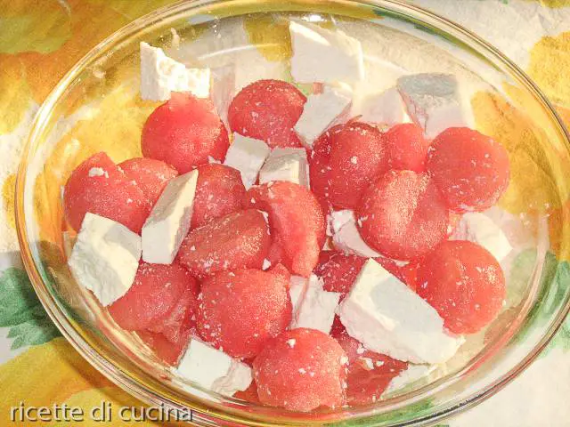 ricetta insalata anguria ricotta salata