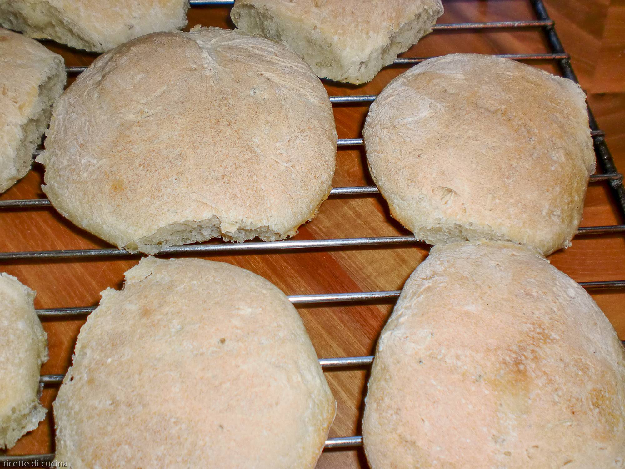 ricetta pane bianco rosmarino olio