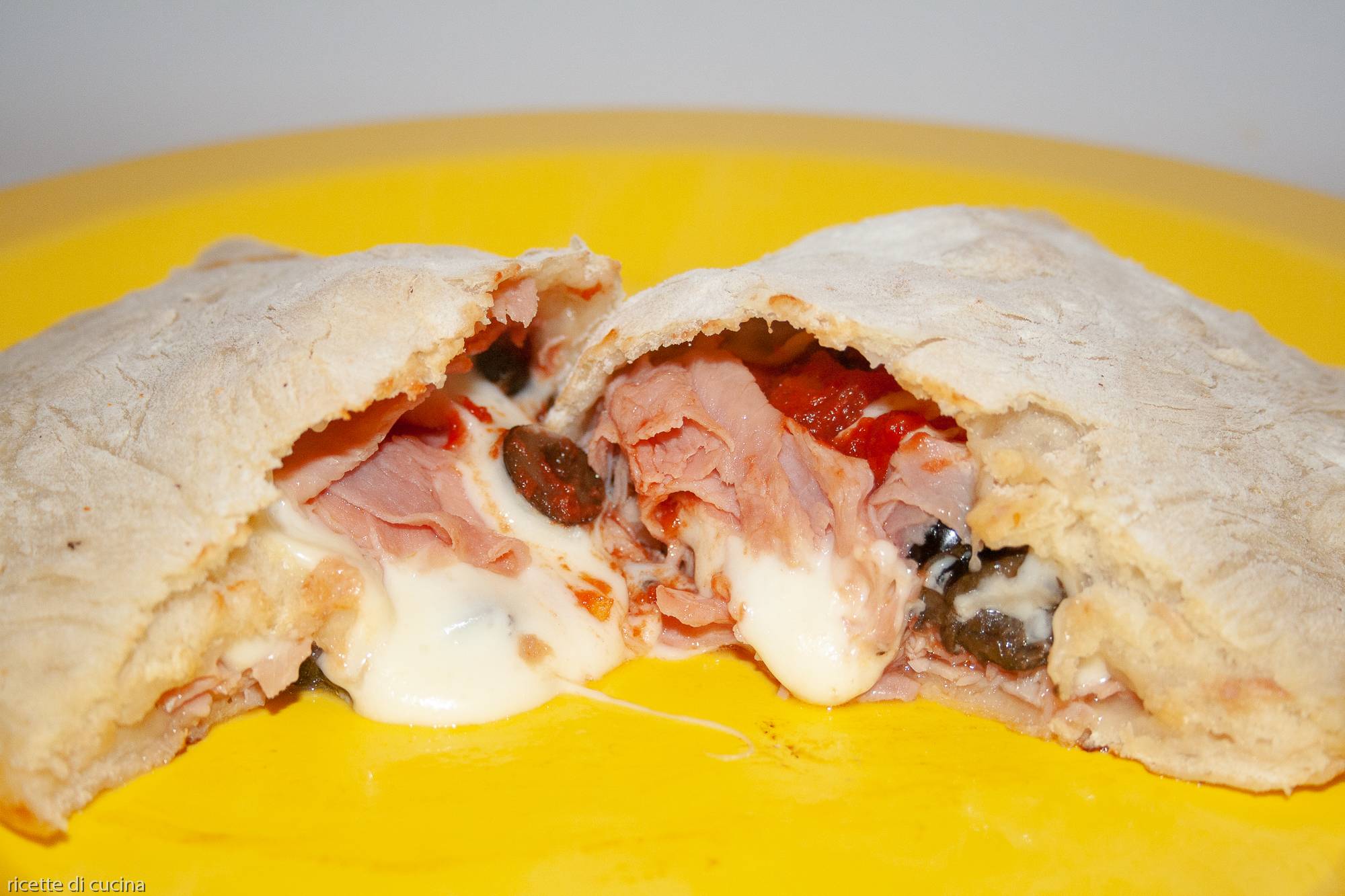 ricetta calzone prosciutto