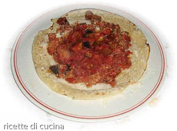 ricetta testaroli melanzane guanciale pomodoro