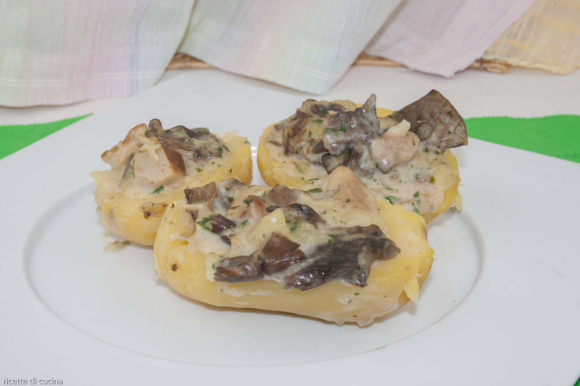 ricetta patate ripiene funghi porcini