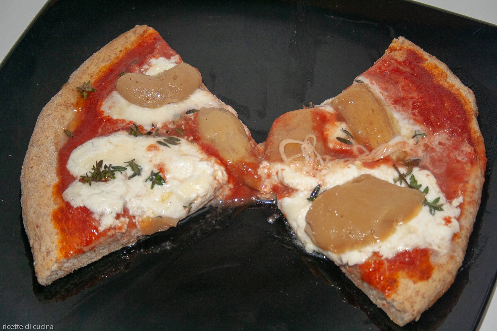ricetta pizza integrale mozzarella bufala porcini