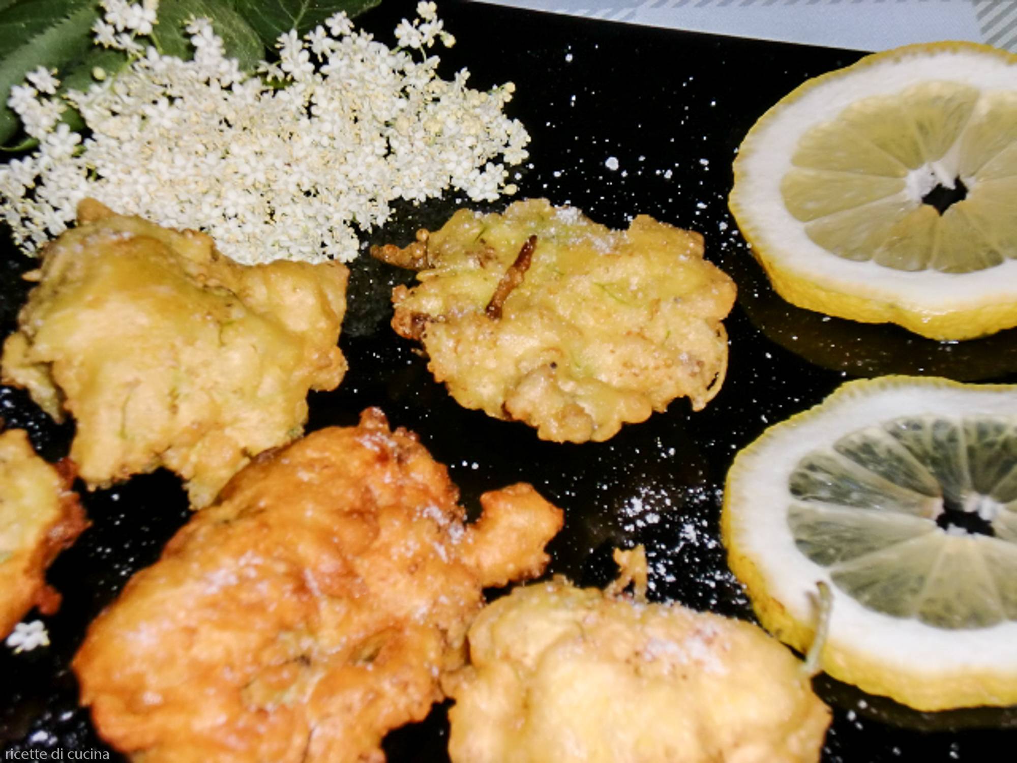 come cucinare i fiori di sambuco a frittelle Ricette di Cucina
