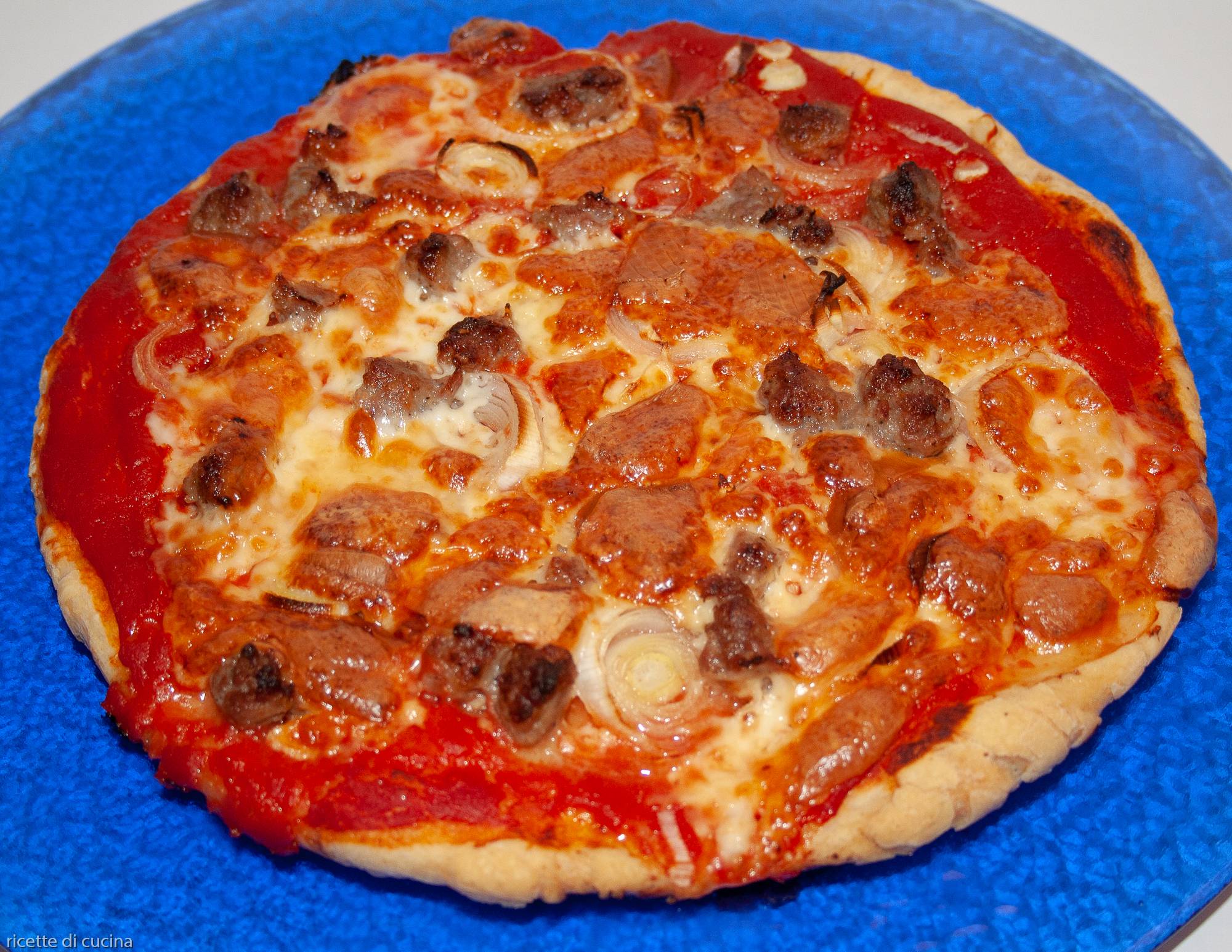 pizza porro salsiccia scamorza affumicata