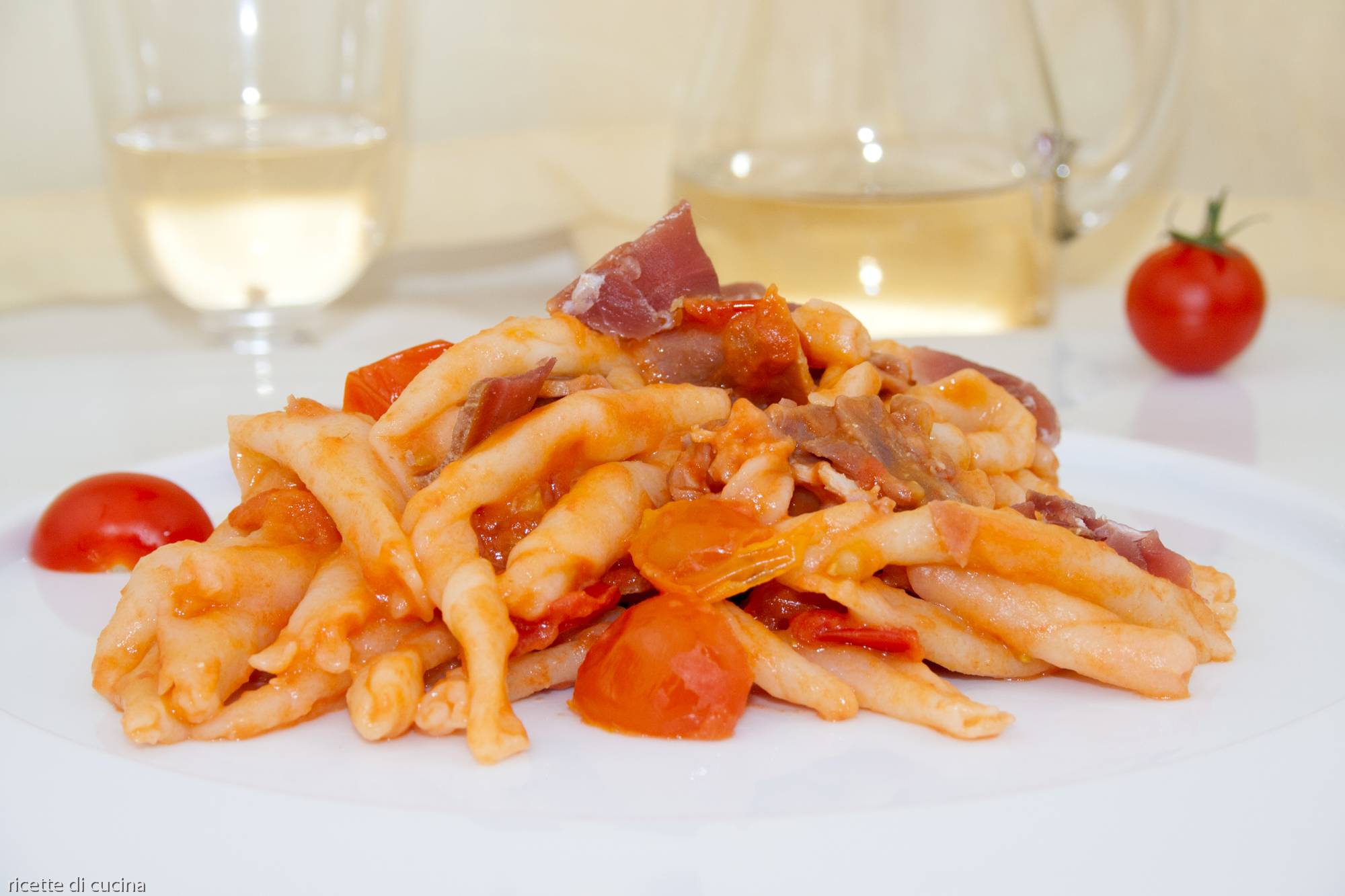 ricetta strozzapreti romagnoli panna prosciutto