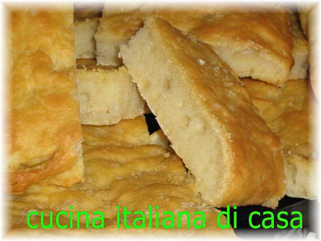 come preparare la focaccia genovese, ricetta tradizionale