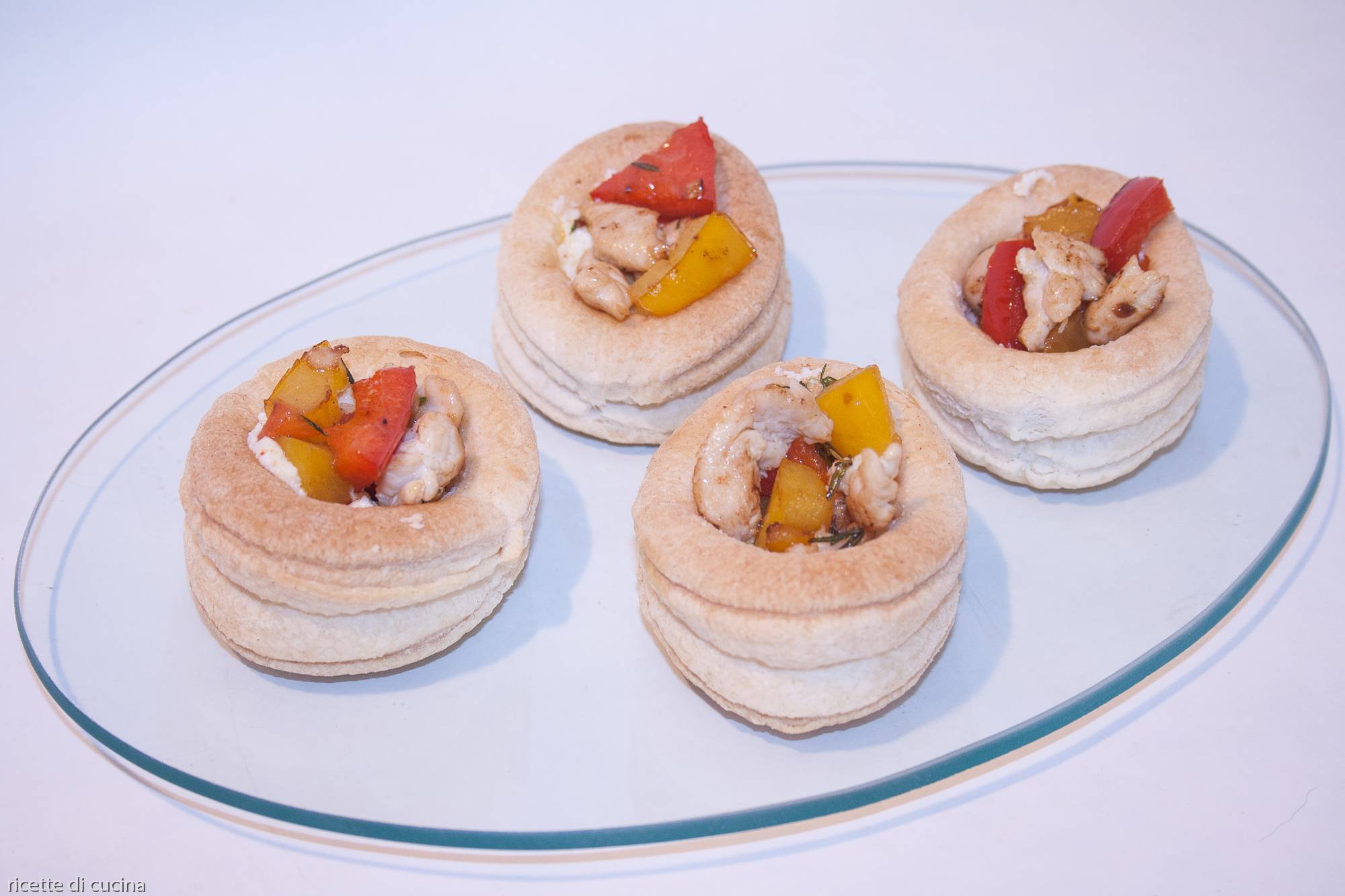 ricetta volovant ripieno pollo peperoni