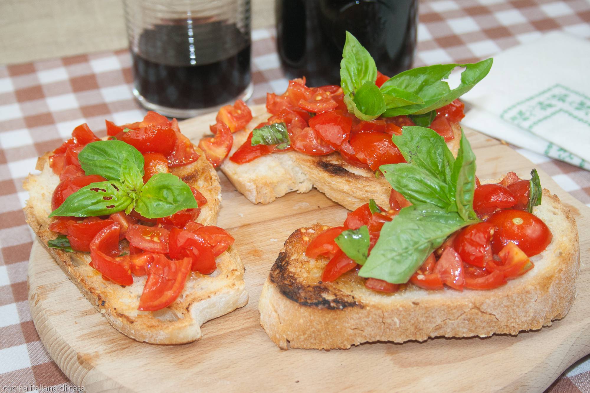 bruschetta al pomodoro, ricetta tradizionale