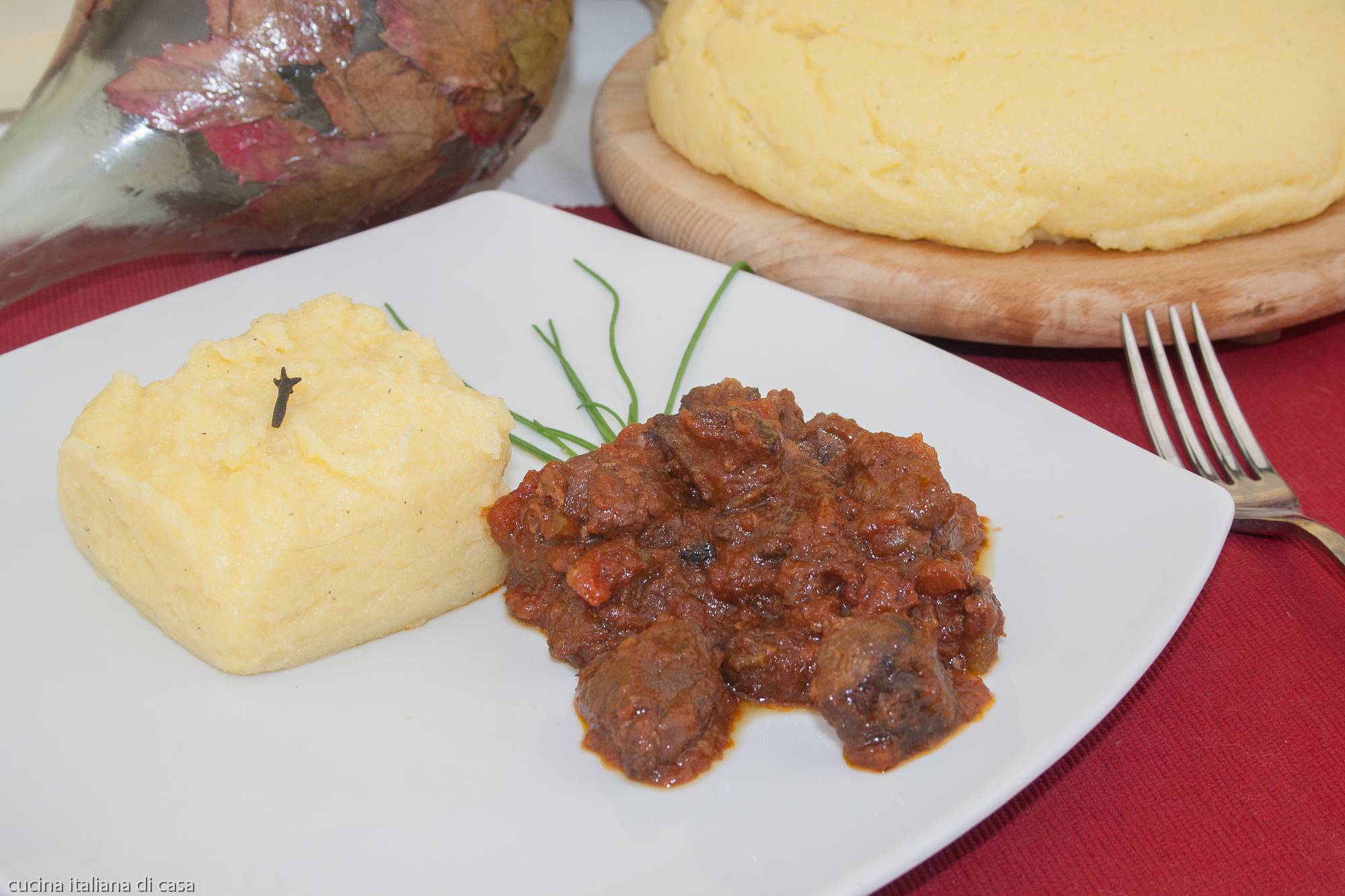 spezzatino di cinghiale in umido, ricetta tradizionale
